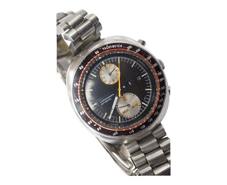 A gentleman's stainless steel Seiko Chronograph Automatic UFO wrist watch, case diameter 45mm, with box, no papers. Condition