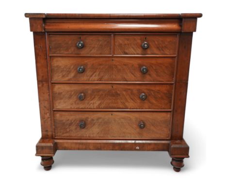 Victorian mahogany Scotch chest, single frieze drawer over two short and three long drawers, plinth base on turned feet Dimen