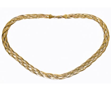 A 9ct textured flat link necklace, length 40cm, approx. 11.3g.Additional InformationLight general surface wear, otherwise app