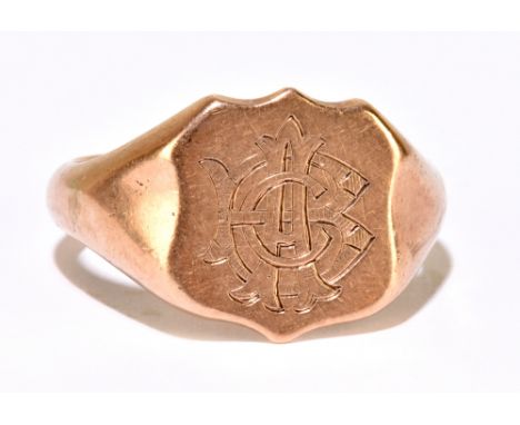 An early 20th century 9ct rose gold signet ring engraved with initials 'AB' to the shield shaped platform, Chester 1912, size