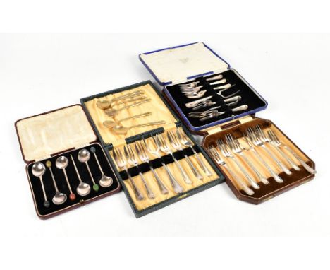 ROBERT PRINGLE & SONS; a cased set of six George V hallmarked silver coffee bean spoons, Birmingham 1934, approx. 1.3ozt/43g 