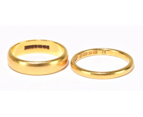 Two 22ct yellow gold wedding bands, size H and I 1/2, combined approx 7g. (2)Additional InformationBoth with just light surfa