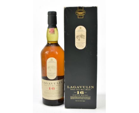 WHISKY; a single bottle, Lagavulin single Islay malt Scotch whisky, aged 16 years, 43%, 70cl, boxed.