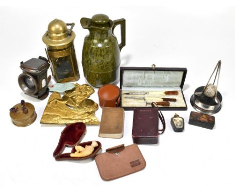 A mixed group of collectors' items, including a writing set, trinket box, golf trophy, cyclist's lamp, etc.