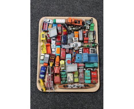 A tray containing mid 20th century and later die cast cars including Corgi, Lesney etc 