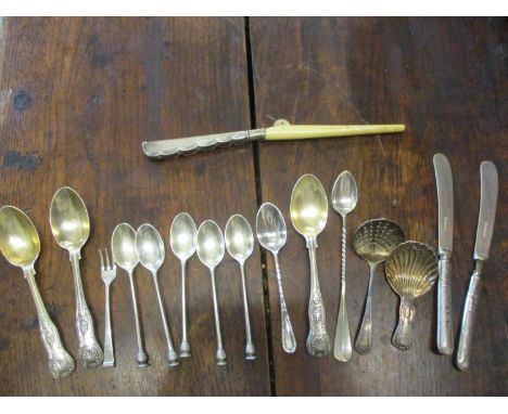 Small mixed silver and white metal flatware and cutlery, total weight 334.9g, together with a small quantity of silver plate 