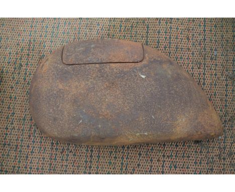 Vespa side-panel (unknown)