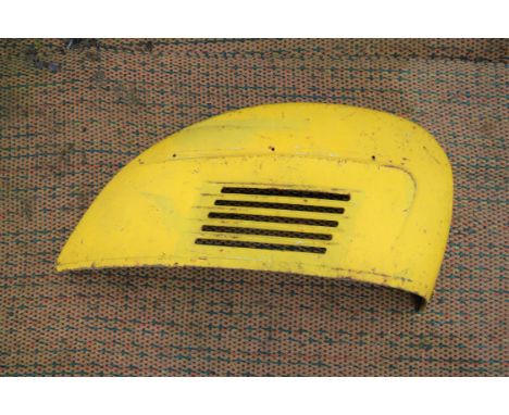Vespa side-panel (unknown)