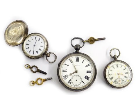 Pocket watch by B Leefe & Sons Malton no 26806, silver case Chester 1906, silver mid size hunter pocket watch Birmingham 1893