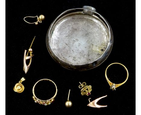 22ct gold shank, 18ct gold seed pearl and ruby ring (stones missing), gold jewellery oddments and a silver pocket watch case 