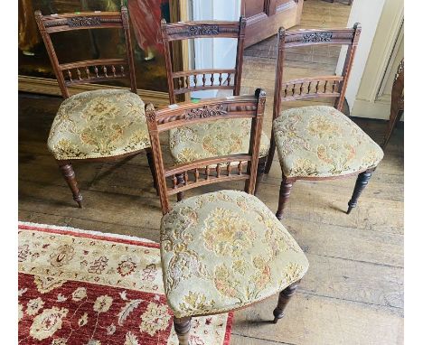 Set of 4x Late Victorian mahogany dining chairs, rectangular backs with foliage carvings, upholstered tapestry seats, raised 