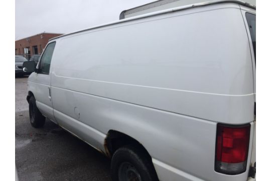 2001 ford econoline e150 cargo van