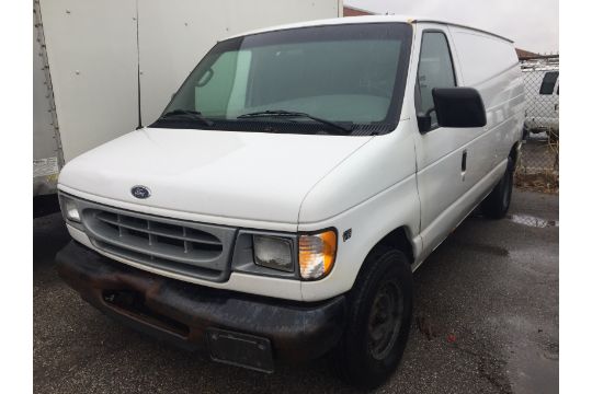 2001 ford econoline cargo van