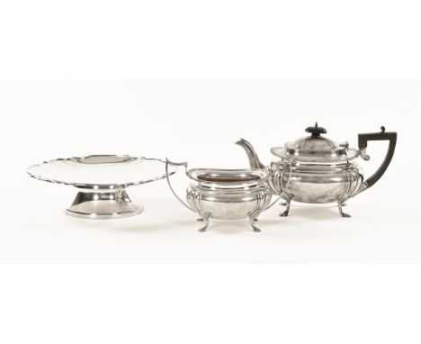 A silver teapot and matching sugar basin, together with a plated cake stand.  Sheffield marks for 1923 maker Duncan and Scobb