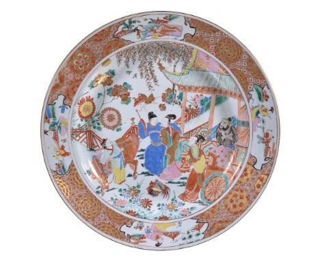 A large Chinese porcelain Rose-Verte charger, Qing Dynasty, Kangxi-Yongzheng, circa 1722, painted in yellow, turquoise, blue,