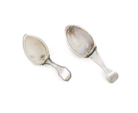 A George III silver-mounted shell caddy spoon, by Matthew Linwood, Birmingham circa 1815, Thread handle, plus a similar unmar