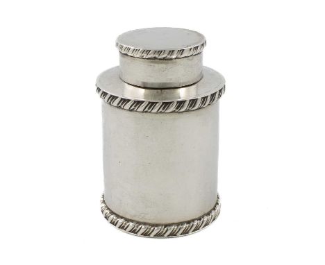 A 19th century Indian colonial silver tea caddy, by Pittar &amp; Co, Calcutta circa 1830,cylindrical form, gadrooned borders,