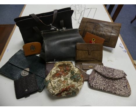 Vintage bags and purses; including a Chinese embroidered evening bag, an Art Deco clutch bag, an early 20thC hand bag etc. (a