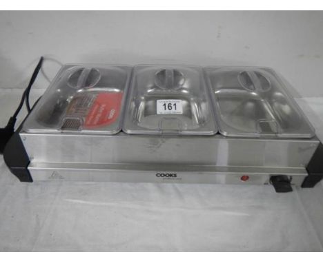 A Cooks Professional buffet warmer.