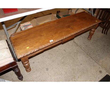An adapted oak bench 