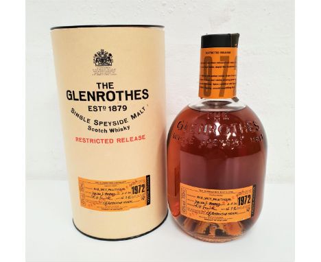 GLENROTHES RESTRICTED RELEASE 1972 SINGLE SPEYSIDE MALT SCOTCH WHISKY bottled 1996, 700ml and 43%, level top of shoulder, in 