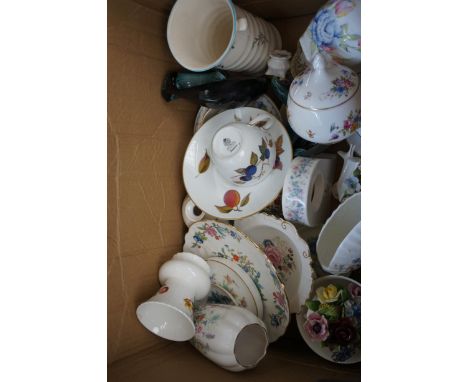Box of ceramics to include poole pottery 