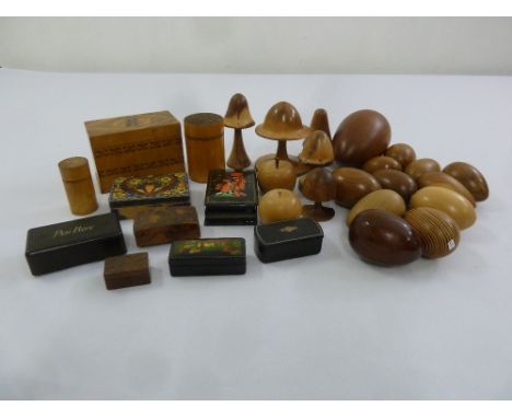 A quantity of treen to include covered boxes, papier mache snuff box and a tortoiseshell box  (29)