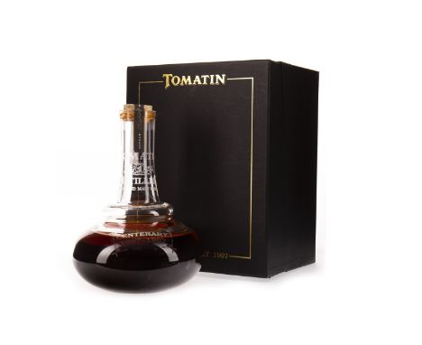TOMATIN CENTENARY 30 YEARS OLD Active. Tomatin, Inverness-shire. Botle no. 586 of 800. 70cl, 43% volume, still shaped decante