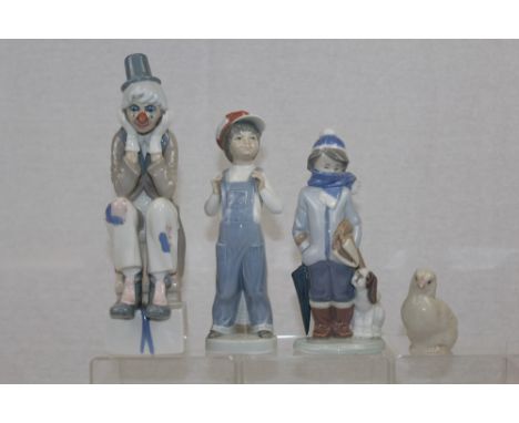 Two Lladro porcelain figures, Lladro chick and one other Spanish figure of a clown (4)