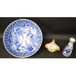 19th century Japanese Arita bowl 25cm dia (chip to rim), 20th century blue & white vase & small