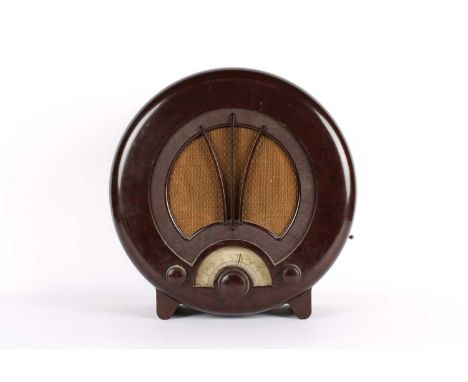 Ekco (E. K. Cole Ltd.), Southend-On-Sea Art Deco Bakelite "Type A.D.75." Round Radio Receiver Designed by Wells Coates and re