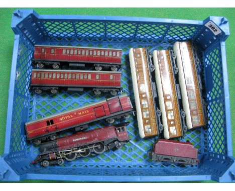 A Hornby Dublo 3 Rail Duchess Class 4-6-2 Locomotive and Six Wheeled Tender, R/NO. 46231 'Duchess of Atholl', LMS maroon live
