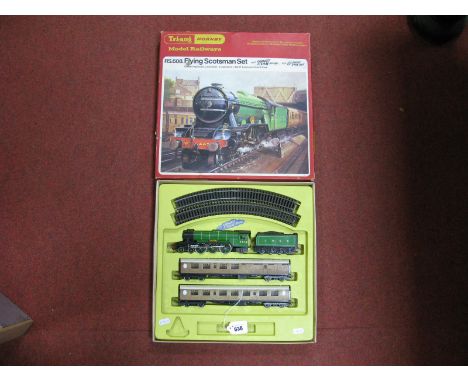 A Boxed Triang Hornby # RS.608 Flying Scotsman Train Set, comprising of Class A3 4-6-2 Locomotive and Eight Wheeled Tender, '