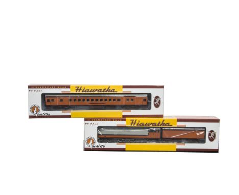 A Fox Valley Models HO Gauge American 'Hiawatha' Steam-era Locomotive and Train Pack, comprising Milwaukee Road 4-4-2 locomot