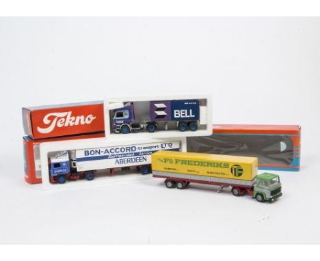 Tekno 1:50 Scale Haulage Vehicles, A trio of models in Tekno boxes comprising a Volvo and Scania articulated lorries in Bon- 