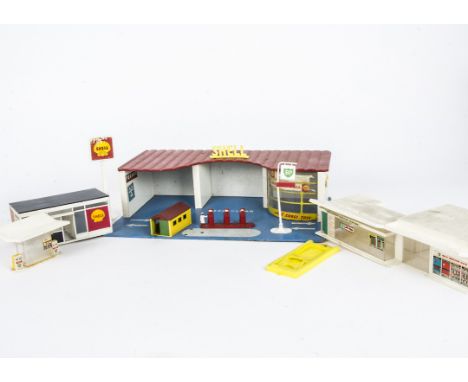 Wood Plastic and Metal Toy Garages by various makers, Lesney Matchbox Accessory Pack No 3 small single car garage and Esso pu