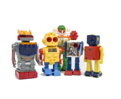 Loose Hong Kong Plastic Battery-operated Robots, Mortoys Robbie Robot, Durham Industries Robot 2500, Dynamic Warrior, Space M