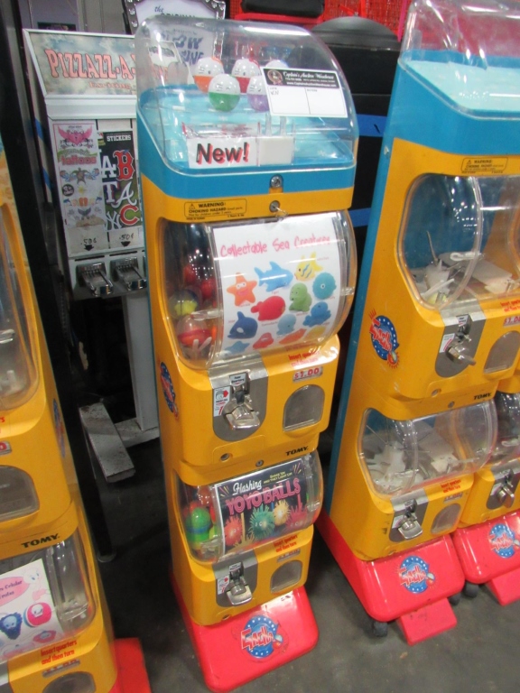 gacha machine toys