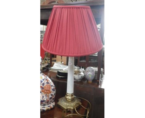 A NEO-CLASSICAL STYLE MARBLE AND BRASS COLUMN LAMP with pleated shade