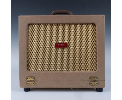 Original vintage Kodak projector pageant sound model AK5 that is an awesome decoration or conversation piece. Closed box dime