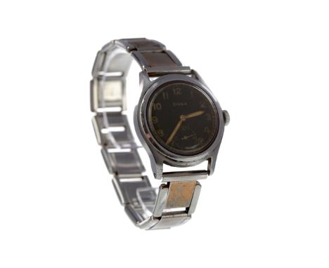 GENTLEMAN'S DOXA STAINLESS STEEL MANUAL WIND WRIST WATCH, the round black dial with lume Arabic hour markers, railroad outer 