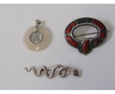 ASSORTED BROOCHES, 3 assorted brooches, 1 Scottish style oval brooch set with semi-precious stones, another Oriental style wi