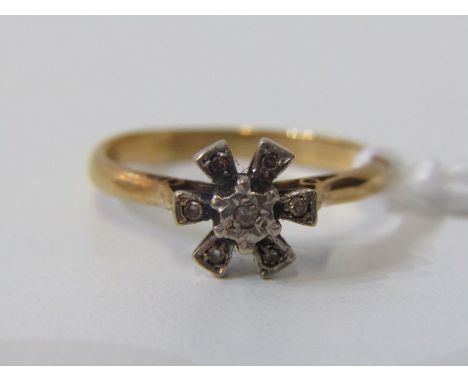 DIAMOND CLUSTER RING, 18ct yellow gold ring set a daisy cluster of diamonds, size N, 3.4 grams