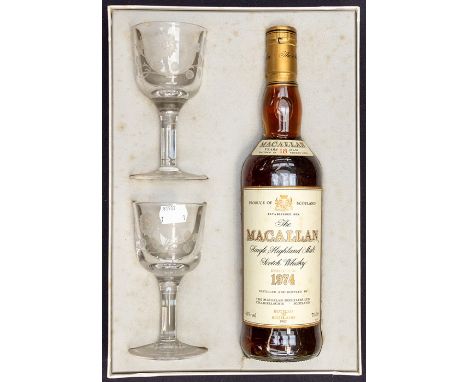 Macallan 1974 single malt Scotch whisky, Jacobite glass set, 43% abv, bottled in Scotland 1992, some foxing to the label and 