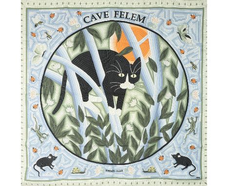 HERMÈS Seidencarré "CAVE FELEM", by Christine Henry, Entwurf erstmals erschienen 1998. Akt. NP.: 495,-€. 100% Seide. Mosaik-D