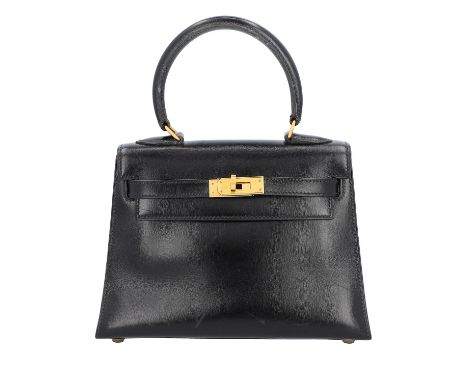 HERMÈS VINTAGE Henkeltasche "KELLY BAG 20 SELLIER", Koll.: 1992. Boxcalf Leder in Schwarz mit vergoldeter Hardware, einem Hen