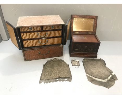 Carved oak tea caddy casket &amp; a contemporary small Chinese style fitted cabinet, 2 ladies chain link evening bags &amp; a
