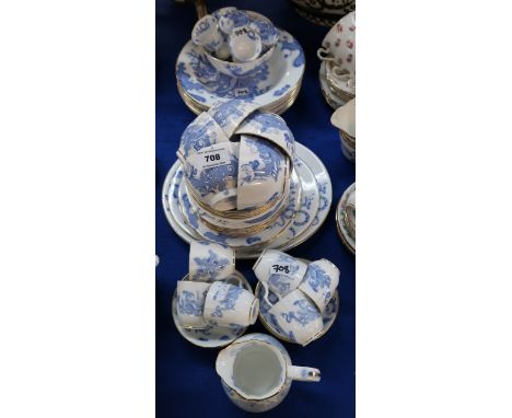 Royal Worcester Chinese dragon decorated blue and white tablewares Condition Report: Available upon request