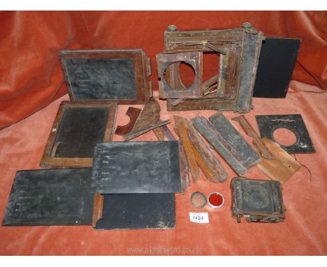 A small quantity of old mainly wooden camera components including photographic plate, 6 1/2'' x 4 7/8'' approx., a woode and 