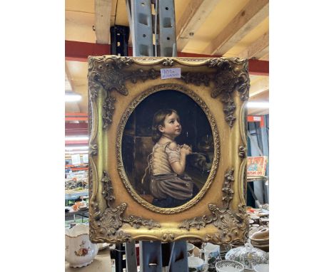 AN ORNATE GILT FRAMED PRINT OF GIRL 